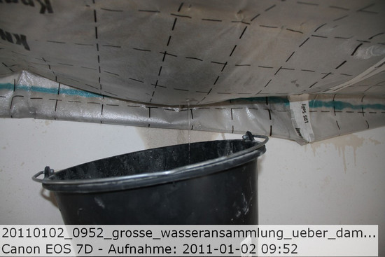 Deckenisolation durchfeuchtet